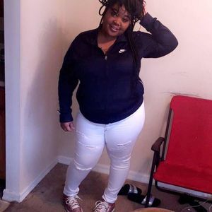 Meet your Posher, Lenae